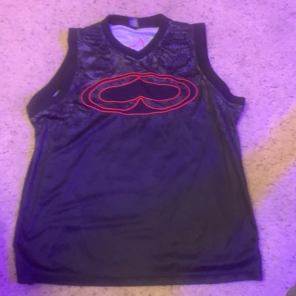She tank top